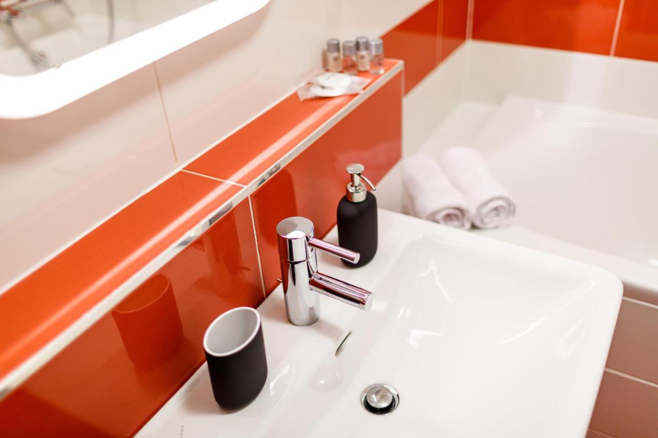 אוסטרבה Golden Apartments Rezidence Nova Karolina Ii. מראה חיצוני תמונה